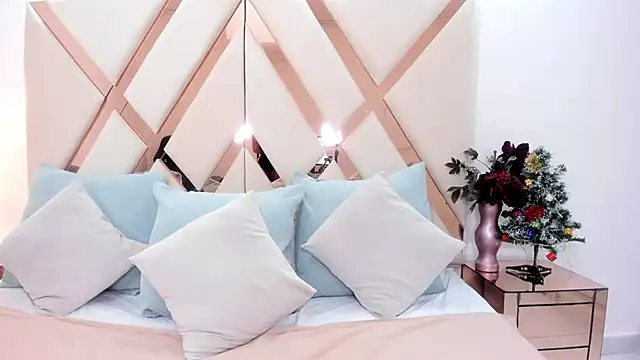 merielenbloom online show from 25, 11, 2025