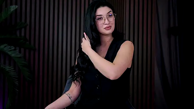 Snapshot of DaliaVeyron chatting on 8, 1, 2026 DaliaVeyron online show from 8, 1, 2026