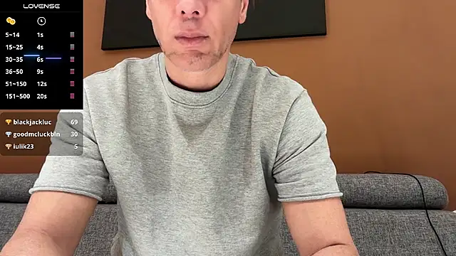 Snapshot of marcoo_x chatting on 28, 11, 2025 marcoo x online show from 28, 11, 2025