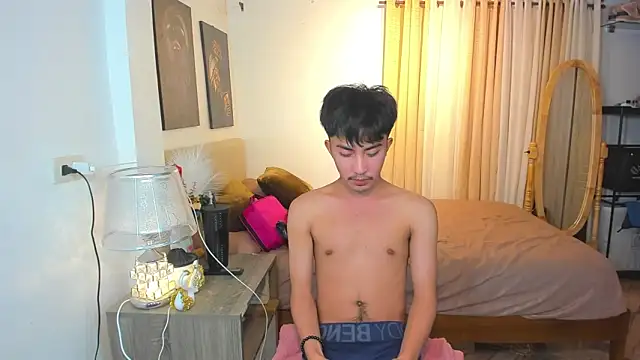 Snapshot of Urloverhardcock chatting on 6, 3, 2026 Urloverhardcock online show from 6, 3, 2026