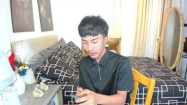 Snapshot of Urloverhardcock chatting on 7, 4, 2026 Urloverhardcock online show from 7, 4, 2026