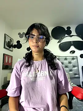  vaiolet owo online show from 8, 11, 2025