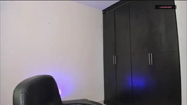 LilyGarcia online show from 10, 11, 2025