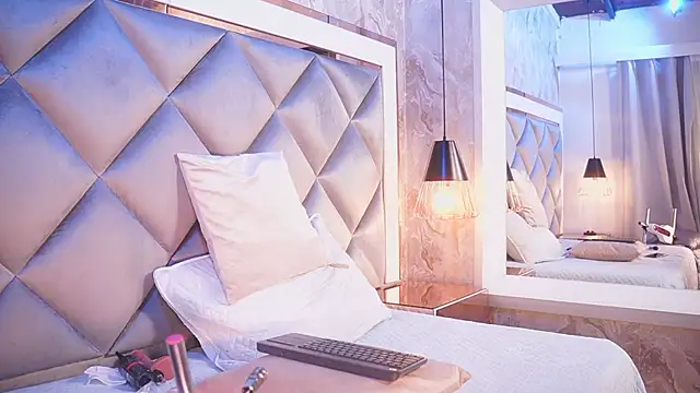 crystal gilton online show from 19, 2, 2026