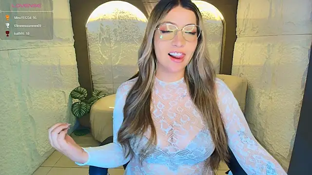 isabella  r online show from 11, 6, 2026