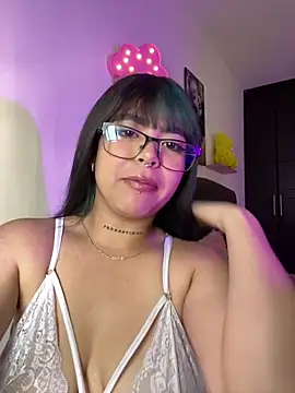 VIOLET EF online show from 8, 11, 2025