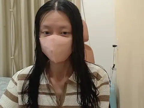 Snapshot of Lil-Cherries chatting on 8, 1, 2026 Lil-Cherries online show from 8, 1, 2026