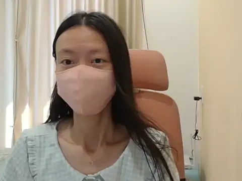 Snapshot of Lil-Cherries chatting on 9, 1, 2026 Lil-Cherries online show from 9, 1, 2026