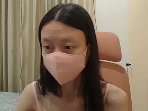 Snapshot of Lil-Cherries chatting on 13, 1, 2026 Lil-Cherries online show from 13, 1, 2026