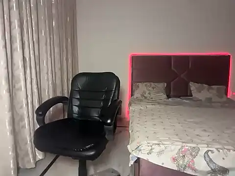 Snapshot of CutiePihu chatting on 25, 6, 2026 CutiePihu online show from 25, 6, 2026