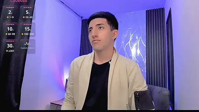 Snapshot of Un_Sluttyy chatting on 13, 1, 2026 Un Sluttyy online show from 13, 1, 2026