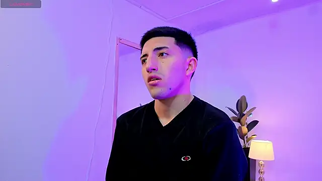 Snapshot of Un_Sluttyy chatting on 15, 1, 2026 Un Sluttyy online show from 15, 1, 2026