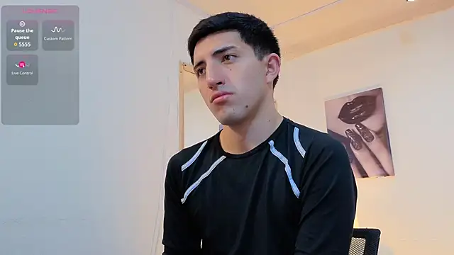 Snapshot of Un_Sluttyy chatting on 7, 2, 2026 Un Sluttyy online show from 7, 2, 2026