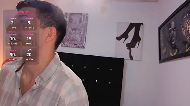 Snapshot of Un_Sluttyy chatting on 13, 2, 2026 Un Sluttyy online show from 13, 2, 2026