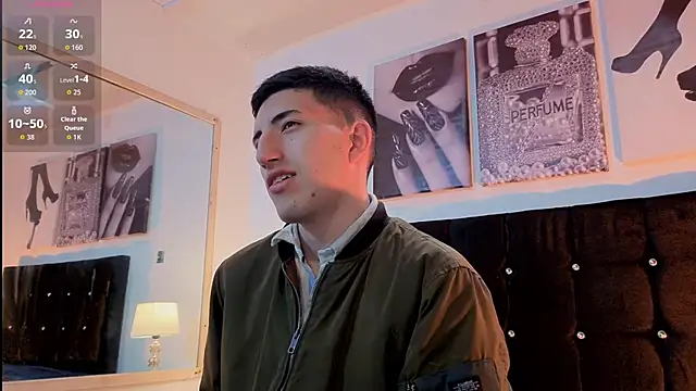 Snapshot of Un_Sluttyy chatting on 23, 2, 2026 Un Sluttyy online show from 23, 2, 2026