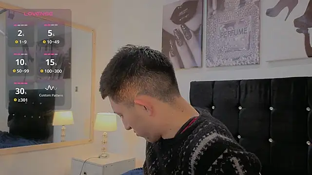 Un Sluttyy online show from 24, 3, 2026