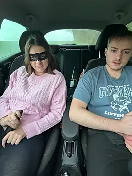 Snapshot of roroandjujuLoveX chatting on 28, 3, 2026 roroandjujuLoveX online show from 28, 3, 2026