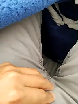 Snapshot of Zarcillo56 chatting on 6, 11, 2025 Zarcillo56 online show from 6, 11, 2025