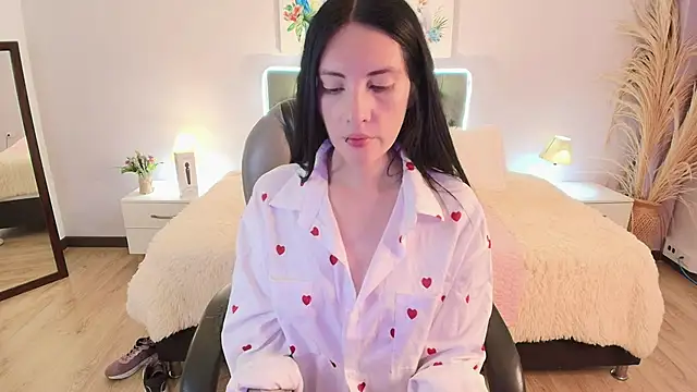 Neo sarah  online show from 6, 5, 2026