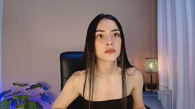 MissEmma   online show from 4, 12, 2025