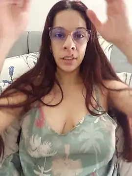 Cherry-Pame online show from 18, 12, 2025