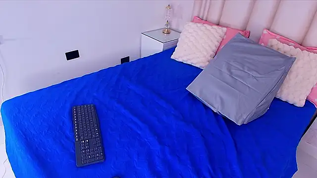 Snapshot of alanarose18 chatting on 12, 2, 2026 alanarose18 online show from 12, 2, 2026