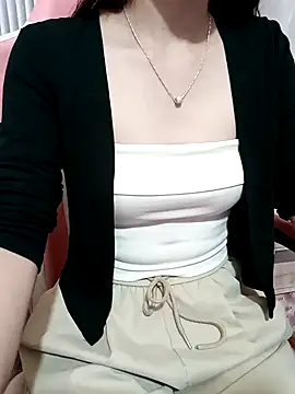 Ella039 online show from 5, 12, 2025