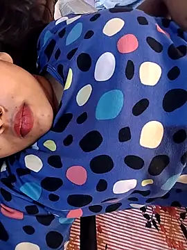 Snapshot of Sexy_Divya__ chatting on 6, 4, 2026 Sexy Divya online show from 6, 4, 2026