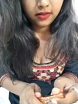 Sexy Divya   online show from 2, 5, 2026