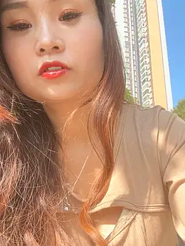 luna-sisi online show from 27, 11, 2025