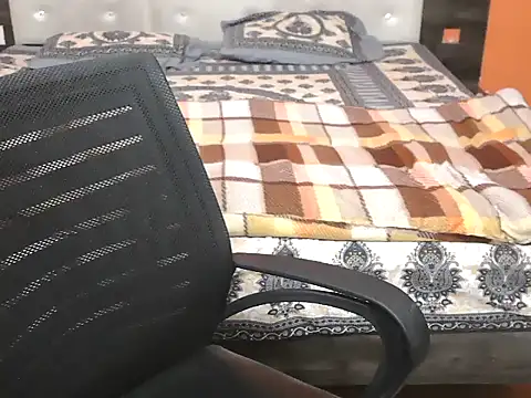 Snapshot of DoremonGirl chatting on 1, 12, 2025 DoremonGirl online show from 1, 12, 2025