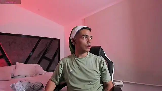 NicoKingg  online show from 16, 12, 2025