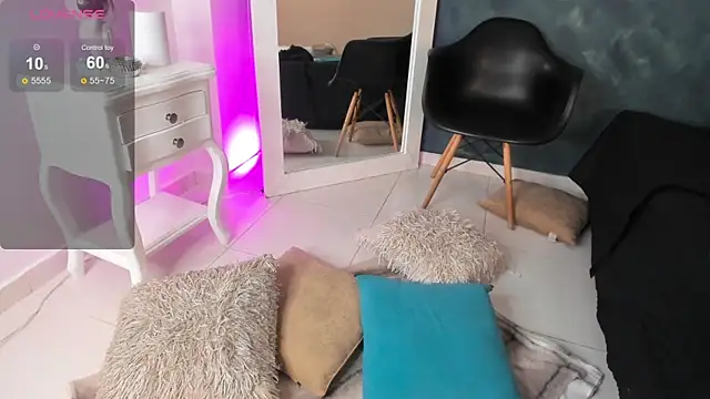 BellaRooux online show from 18, 12, 2025