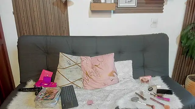 Melany 27 online show from 28, 2, 2026