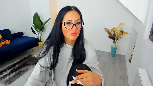 AnyaEvy online show from 7, 3, 2026