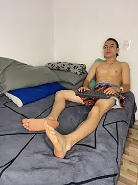 Snapshot of Master_massimo2_0 chatting on 7, 11, 2025 Master massimo2 0 online show from 7, 11, 2025