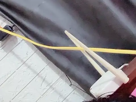 Snapshot of LanNgoc_9x chatting on 8, 11, 2025 LanNgoc 9x online show from 8, 11, 2025