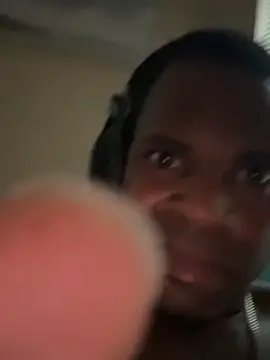 CrookedBeaut online show from 26, 2, 2026