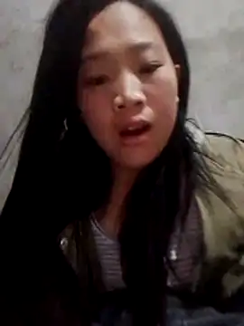 Snapshot of Yumiik2kk chatting on 28, 11, 2025 Yumiik2kk online show from 28, 11, 2025