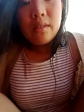 Snapshot of Yumiik2kk chatting on 30, 11, 2025 Yumiik2kk online show from 30, 11, 2025