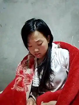 Snapshot of Yumiik2kk chatting on 14, 12, 2025 Yumiik2kk online show from 14, 12, 2025