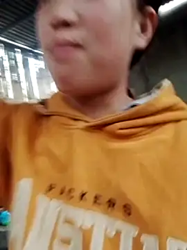 Snapshot of Yumiik2kk chatting on 16, 12, 2025 Yumiik2kk online show from 16, 12, 2025