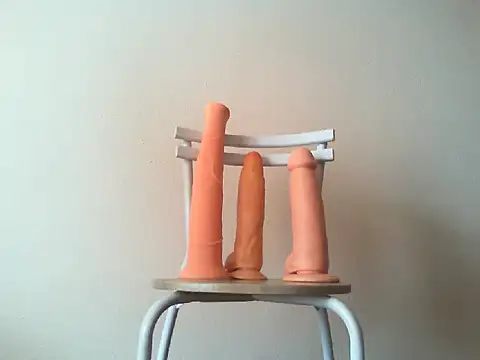 Snapshot of Cumlover5534 chatting on 12, 9, 2025 Cumlover5534 online show from 12, 9, 2025