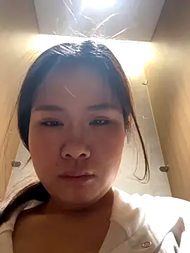 Snapshot of xoxo7799 chatting on 14, 12, 2025 xoxo7799 online show from 14, 12, 2025