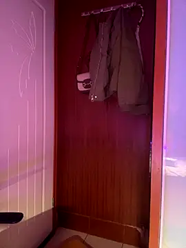 Snapshot of xoxo7799 chatting on 16, 12, 2025 xoxo7799 online show from 16, 12, 2025