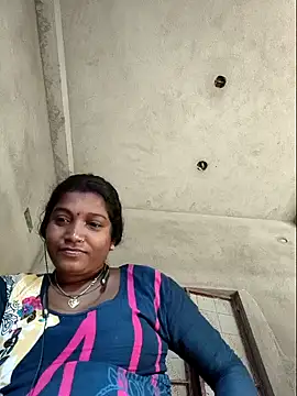 Snapshot of vipmonalisha chatting on 28, 11, 2025 vipmonalisha online show from 28, 11, 2025