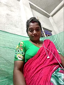 Snapshot of vipmonalisha chatting on 18, 12, 2025 vipmonalisha online show from 18, 12, 2025