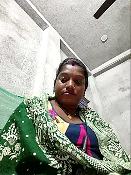 Snapshot of vipmonalisha chatting on 19, 12, 2025 vipmonalisha online show from 19, 12, 2025