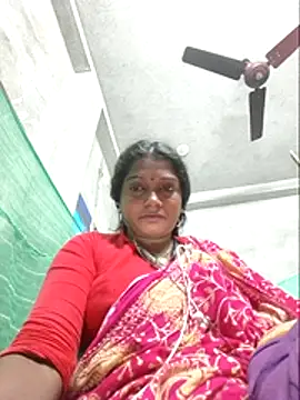 Snapshot of vipmonalisha chatting on 23, 12, 2025 vipmonalisha online show from 23, 12, 2025