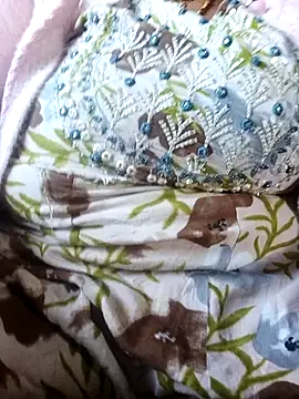 Rajni hot83 online show from 17, 12, 2025